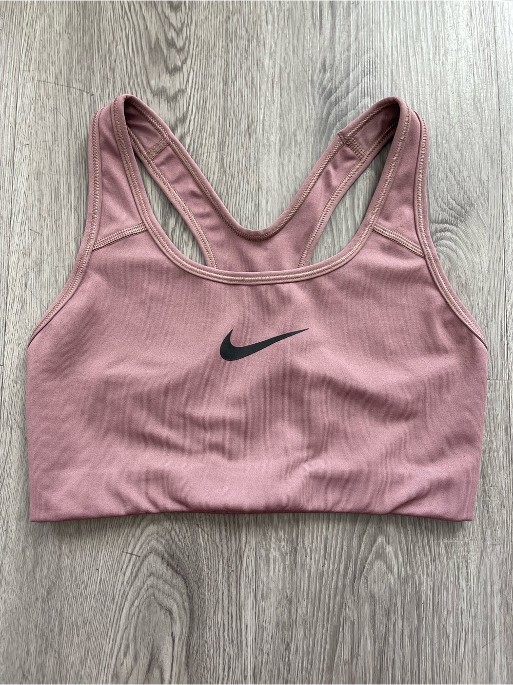 NWOT Nike sports bra